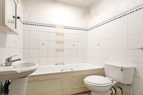 22 Chesham Terrace, London, W13 9HX