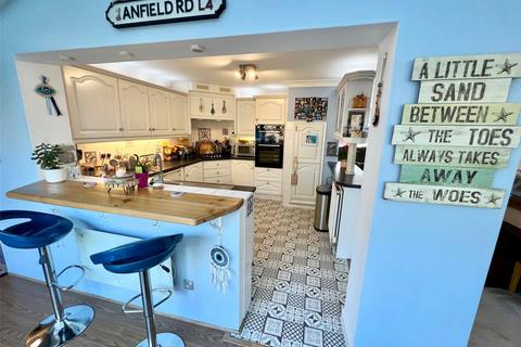 67 Seaview Drive, Great Wakering, Southend-on-sea, SS3 0DT
