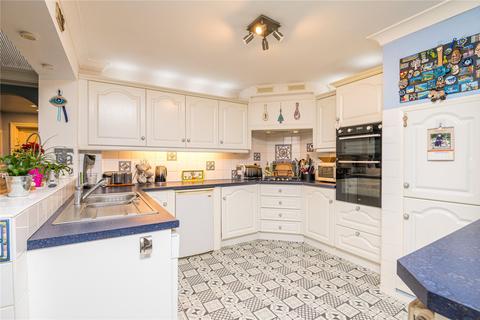 67 Seaview Drive, Great Wakering, Southend-on-sea, SS3 0DT