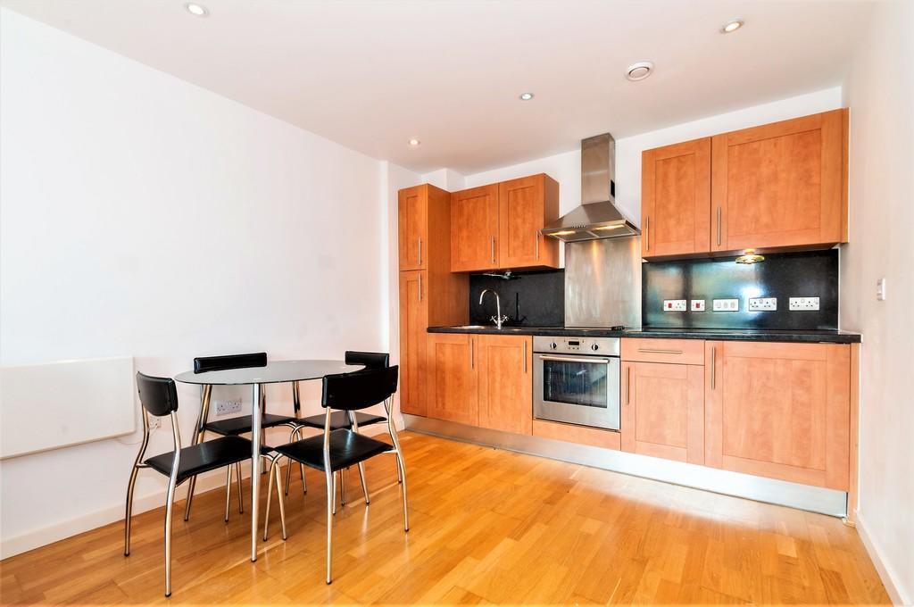 trederwen-road-london-e8-1-bed-apartment-1-750-pcm-404-pw