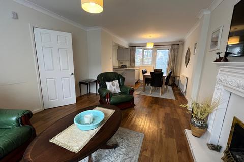 26 Five Trees Avenue, Sheffield, S17 3LW