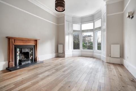 25 Broompark Drive, Glasgow, G31 2JB