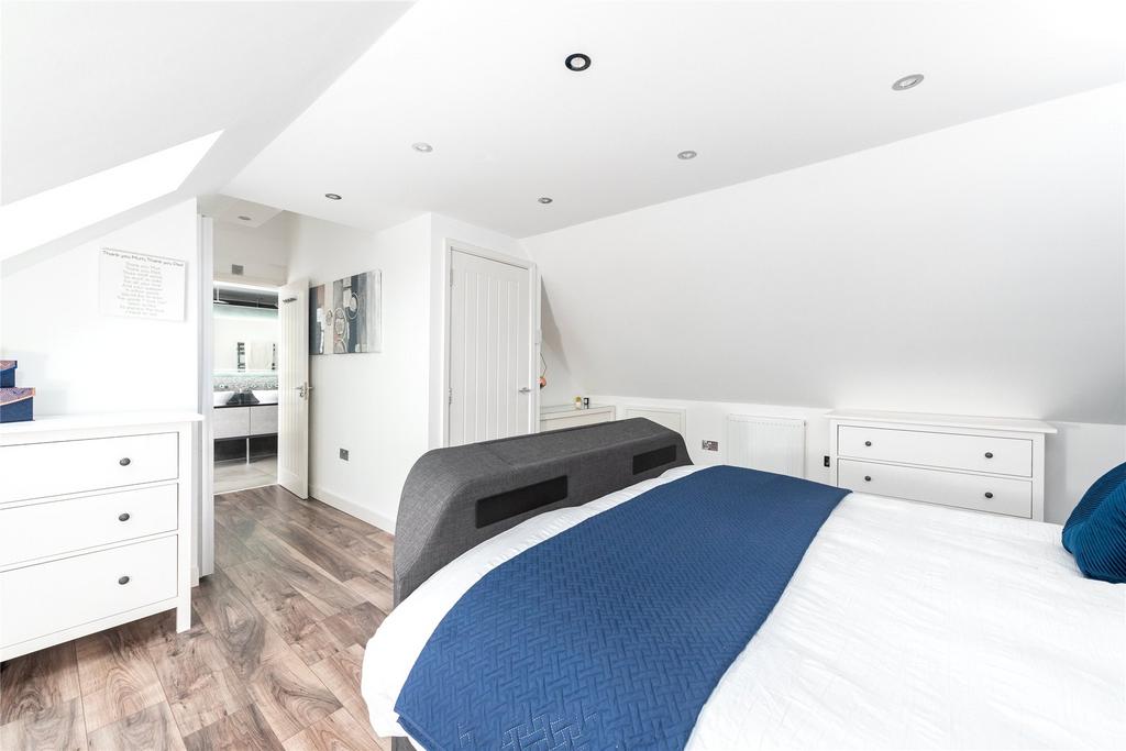 Bedrooom 1