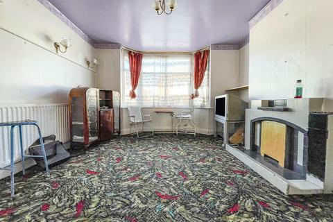 8 Bede Road, Coventry, CV6 3BW
