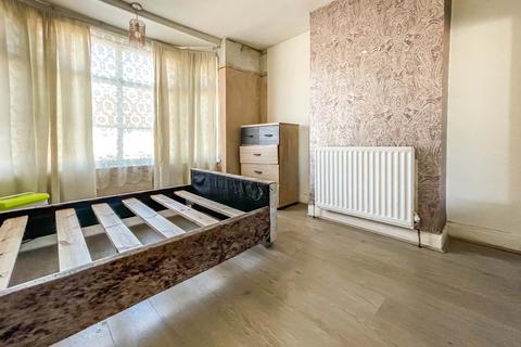 8 Bede Road, Coventry, CV6 3BW