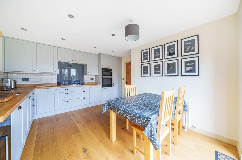 Kitchen Breakfast Rm