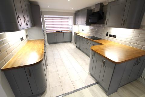 undefined, St Lukes Road, Barton-under-Needwood, DE13