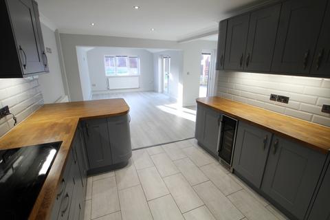 undefined, St Lukes Road, Barton-under-Needwood, DE13