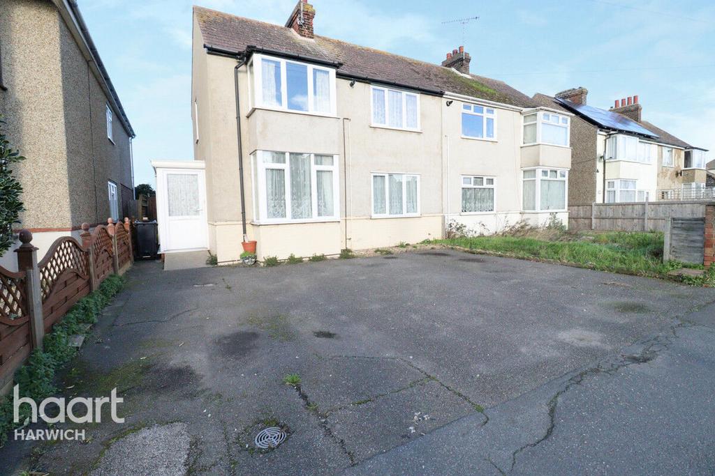 Main Road, Harwich 2 bed semidetached house £210,000