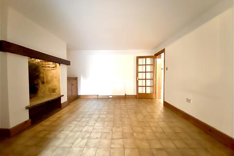 81a Lewisham Way, London, SE14 6QD