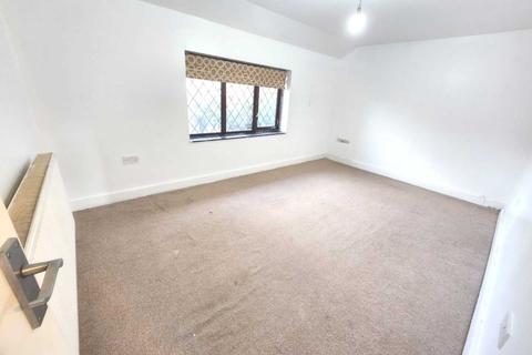 3 bedroom semi-detached house to rent - Albany Place, Aylesbury