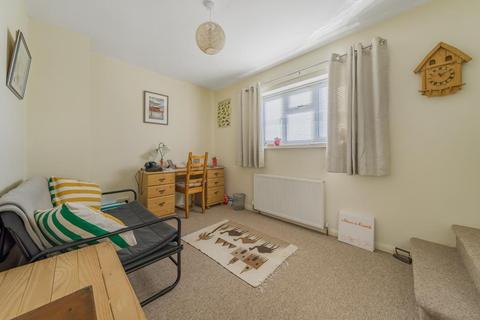 3 bedroom semi-detached house for sale - Chearsley,  Buckinghamshire,  HP18