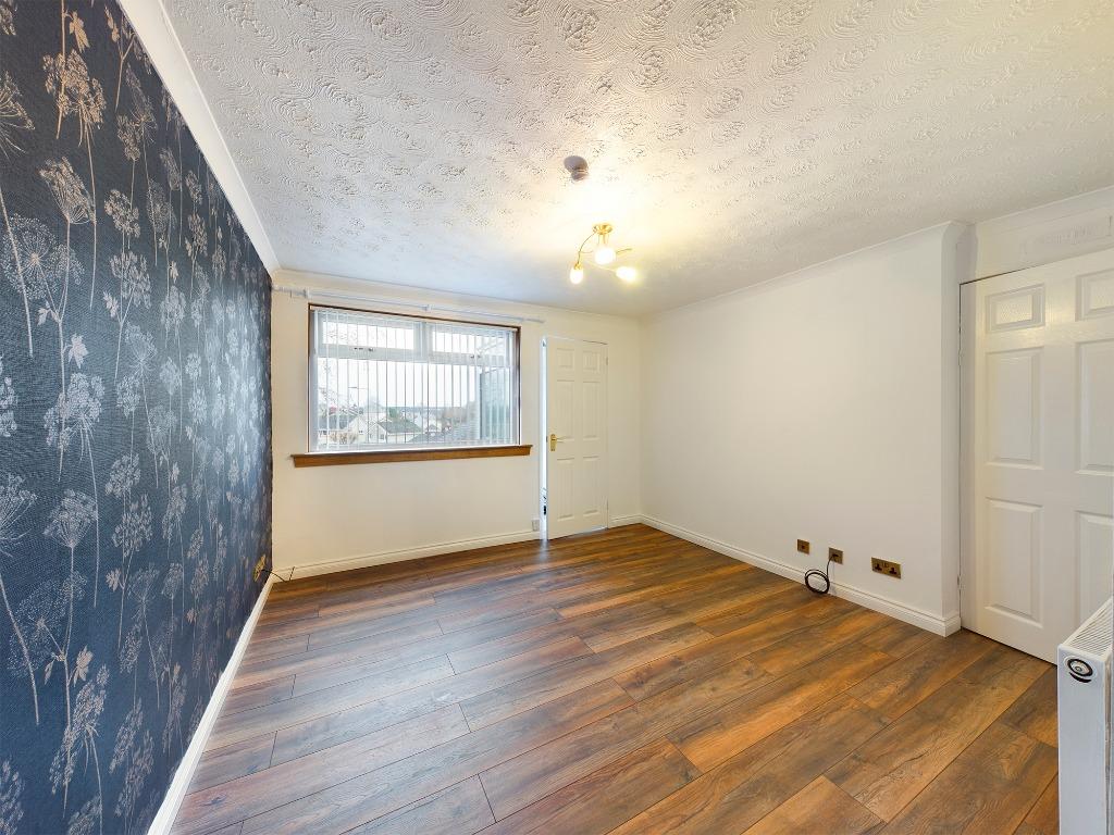 Stanmore Crescent, Lanark, ML11 1 bed flat £450 pcm (£104 pw)