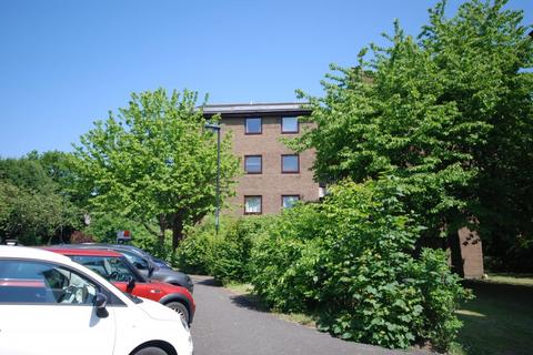 2 bedroom apartment to rent, Broad Ash, Greystoke Gardens, Sandyford, NE2