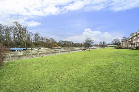 1 bedroom flat for sale, Thames Eyot, Cross Deep, Twickenham, TW1