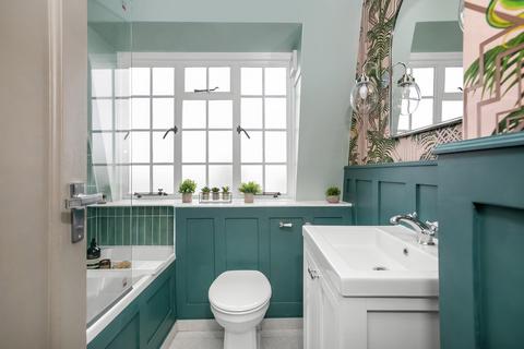 15 Ealing Village, London, W5 2LY