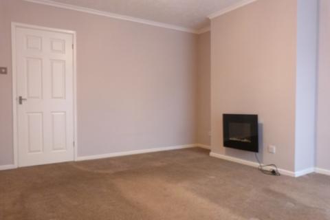 3 bedroom end of terrace house to rent, Barnes Way