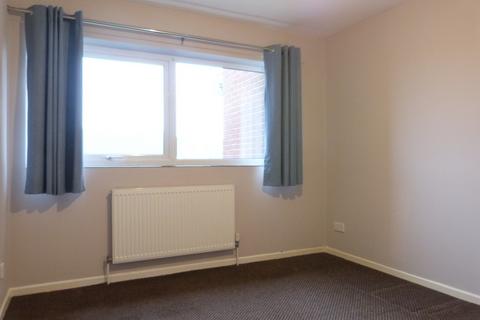 3 bedroom end of terrace house to rent, Barnes Way