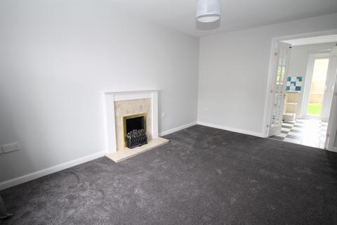 2 bedroom terraced house to rent, Heasman Close Newmarket