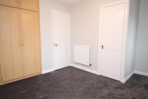 2 bedroom terraced house to rent, Heasman Close Newmarket