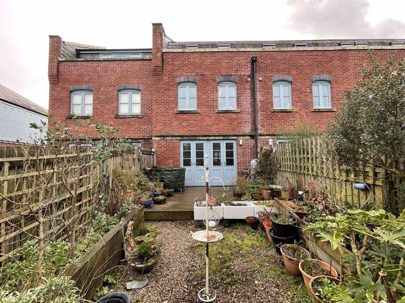 Brunel Court, Truro 4 bed terraced house £349,950