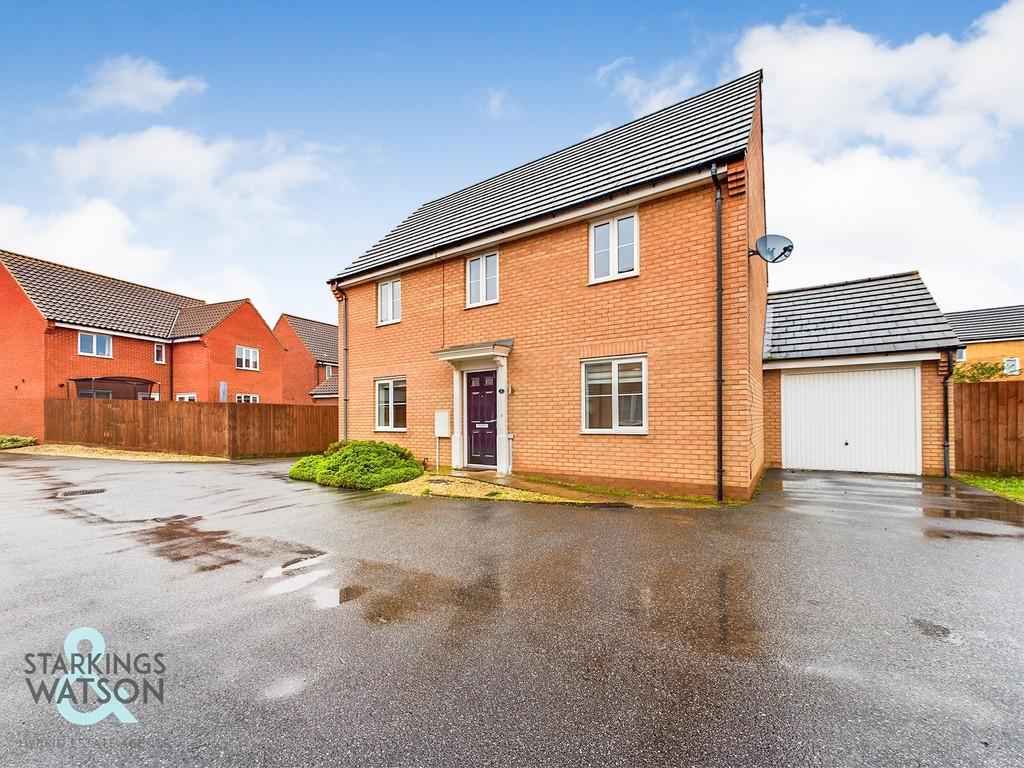 Foxhouse Road, Queens Hills, Costessey 4 bed detached house £1,595