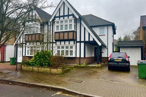 3 bedroom semi-detached house to rent, Lowick Road, Harrow