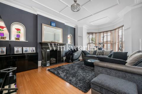 5 bedroom terraced house for sale, Broomfield Avenue, London, N13