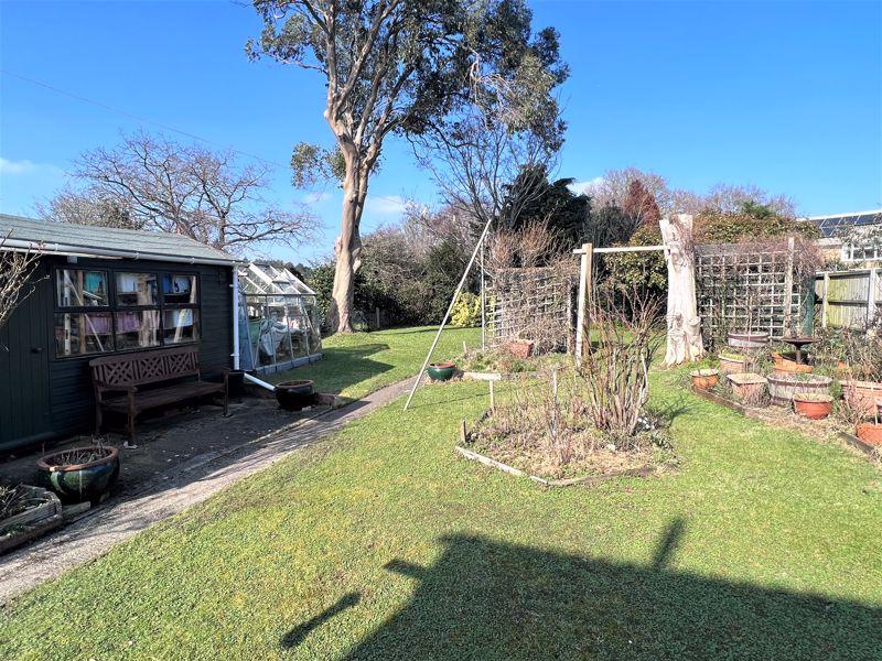 Northmoor Way, Northmoor Park, Wareham 3 bed semidetached house £420,000