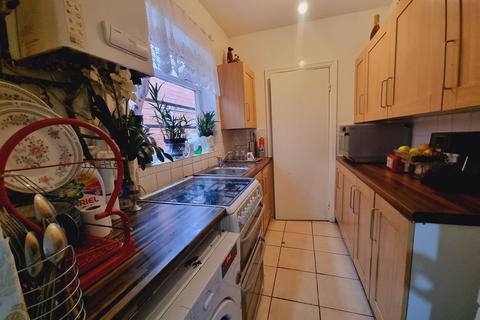 2 bedroom townhouse for sale, Agnes Street, Manchester, M19