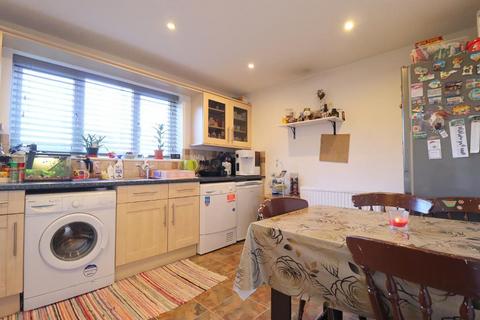 7 Branton Close, Luton, LU2 9TY