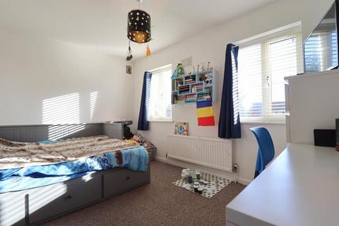 7 Branton Close, Luton, LU2 9TY