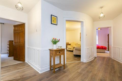 1a Pilrig Place, Edinburgh, EH6 5AG