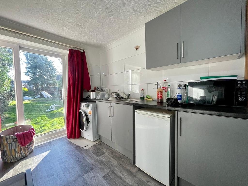 North Drive, Handsworth, Birmingham, B20 5 bed semidetached house £
