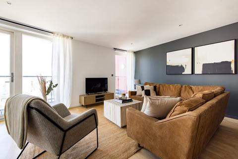 2 bedroom apartment to rent, Nine Elms Lane, London, SW8
