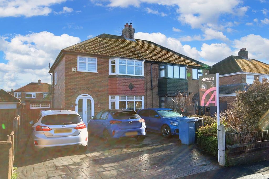 Ridley Drive, Great Sankey... 3 bed semidetached house £260,000
