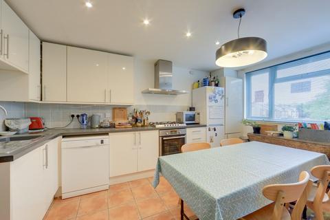 11 Wrights Close, London, SE13 5HP