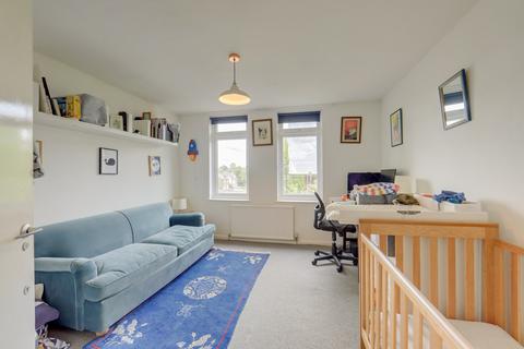 11 Wrights Close, London, SE13 5HP