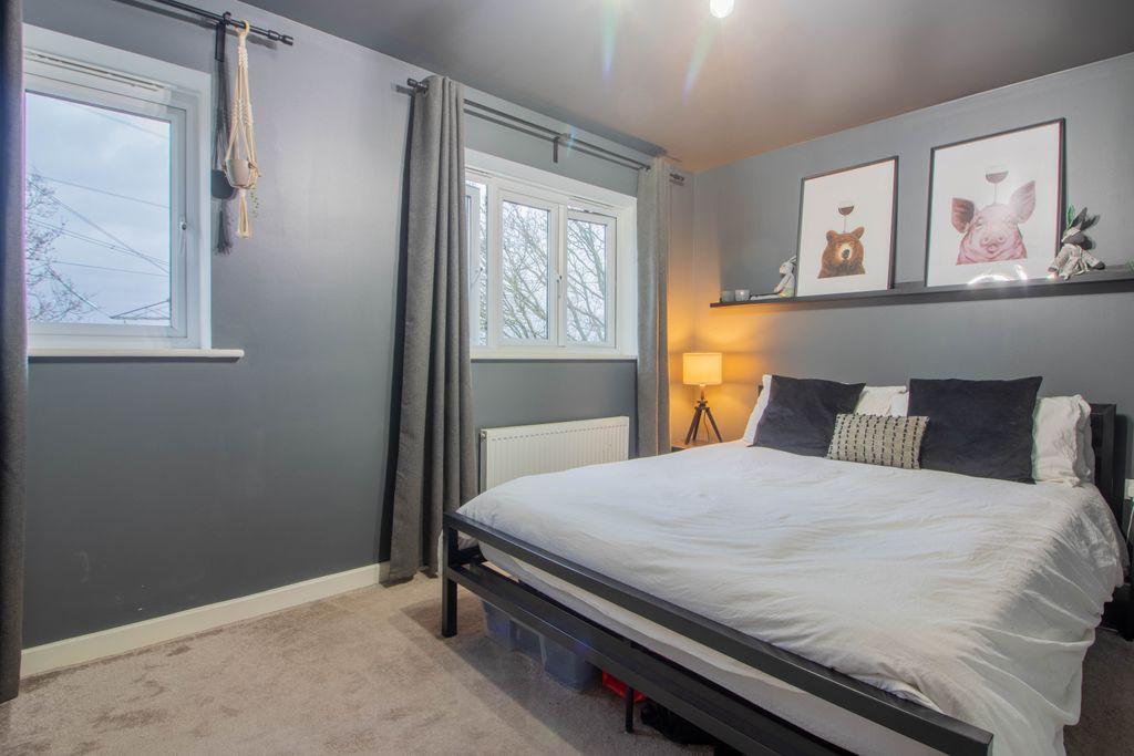 Bedroom 1 (Double)