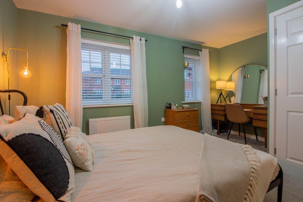 Bedroom 2 (Double)