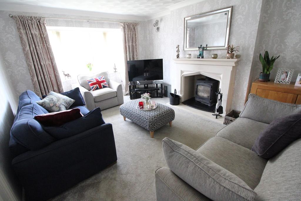 Steadings Way, Keighley, BD22 4 bed detached house £349,950