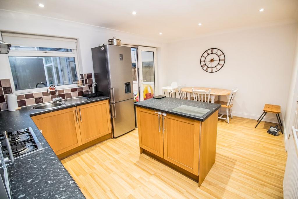 Falstone, Fatfield, Washington 3 bed detached house £250,000