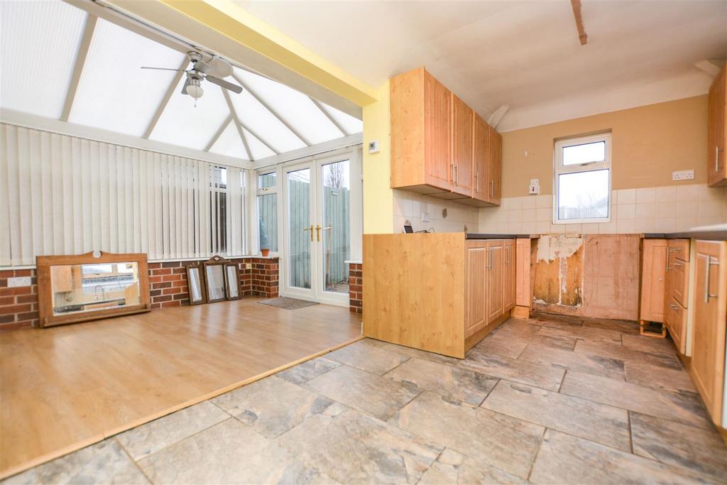Thealby Lane, Thealby, Scunthorpe 3 bed semidetached house for sale £165,000