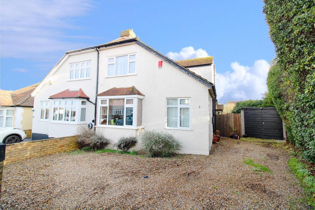 Heathview Avenue, Crayford, Dartford 4 bed semidetached house £550,000