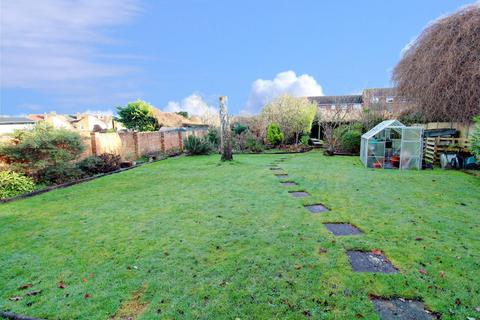 1 Heathview Avenue, Dartford, DA1 3QB