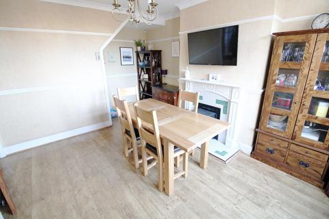1 Heathview Avenue, Dartford, DA1 3QB