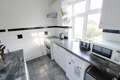 1 Heathview Avenue, Dartford, DA1 3QB