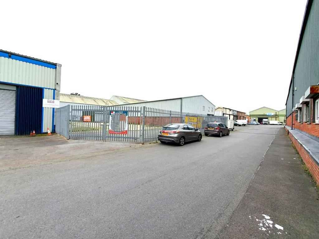 Vaughan Industrial Estate, West Gorton, Manchester, M12 Property to rent £1,750 pcm (£404 pw)