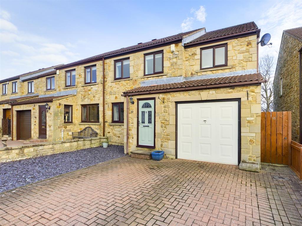 The Orchards, Staindrop, Darlington 4 bed semidetached house £275,000