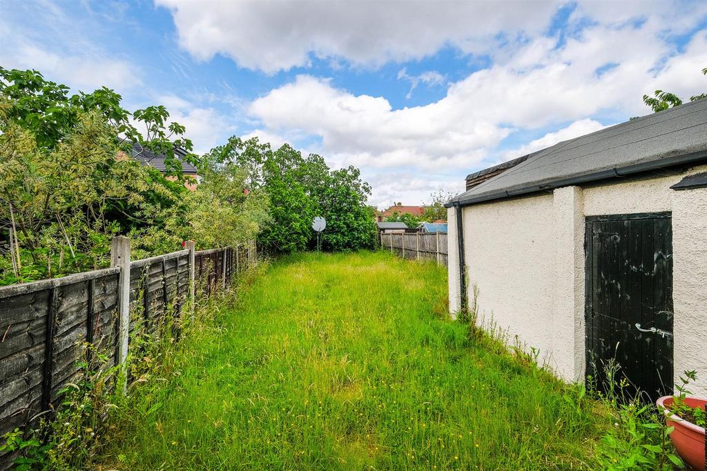 8 New Road E4 8 ET-16 resized.jpg